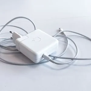 ChargeCore 65W GaN Brick